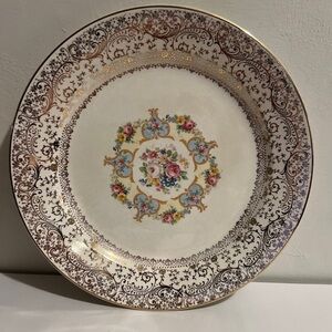 Vintage LaMode Parisian Center,Floral 10" China Plate Warranted 22 K Gold USA
